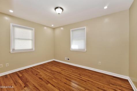 127 Park Avenue Schenectady NY 12304