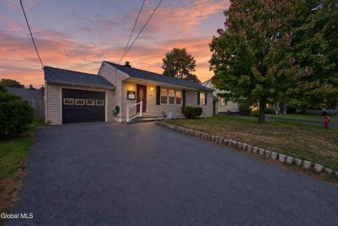 127 Park Avenue Schenectady NY 12304