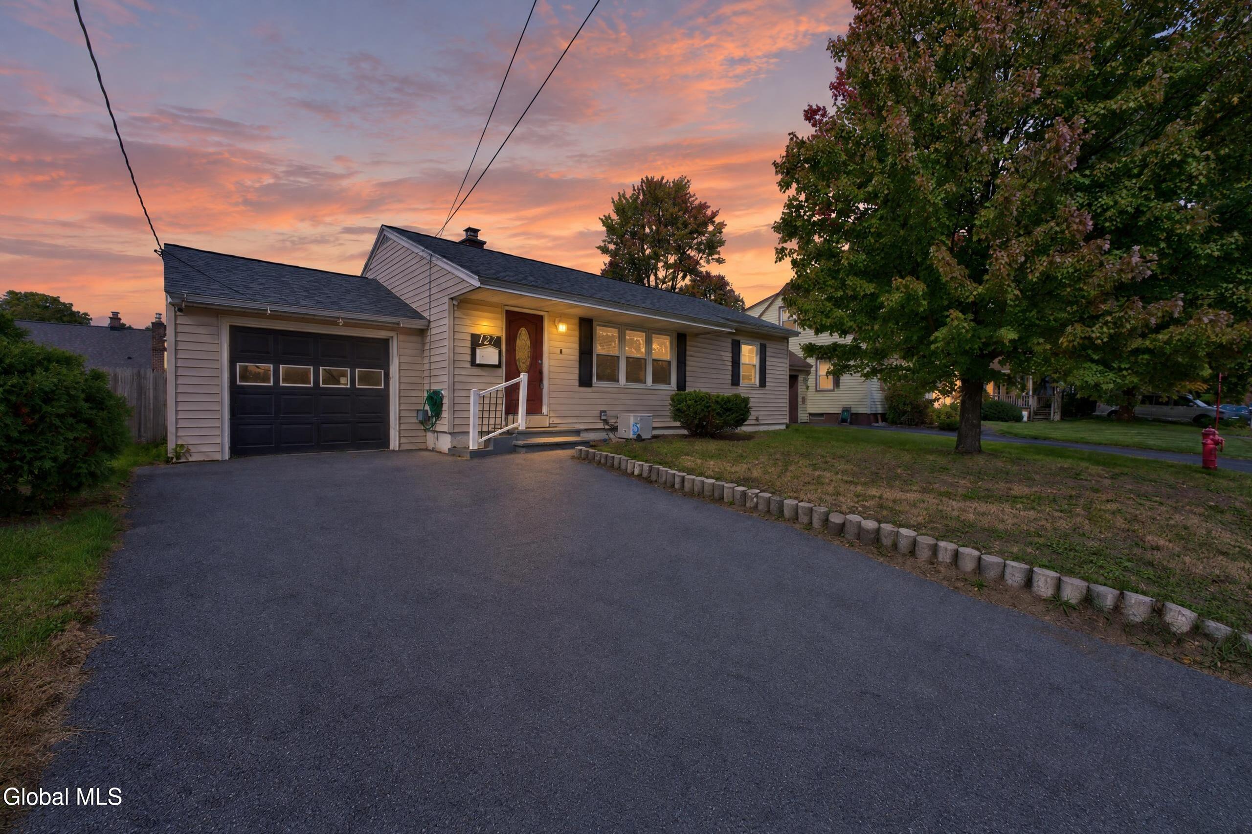 127 Park Avenue Schenectady NY 12304