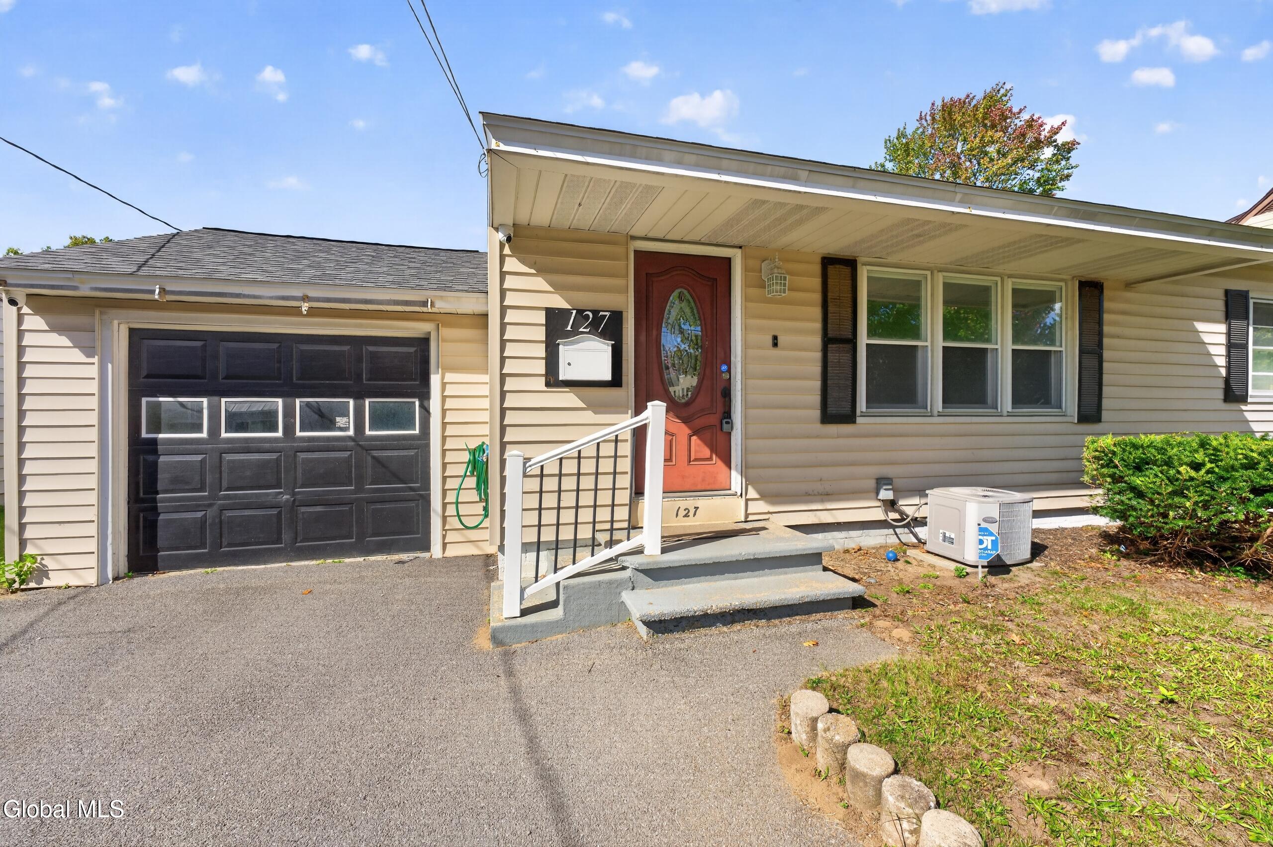 127 Park Avenue Schenectady NY 12304