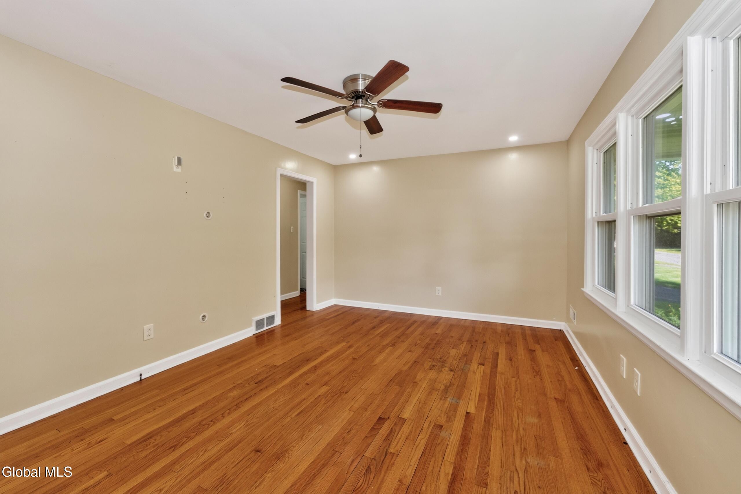 127 Park Avenue Schenectady NY 12304