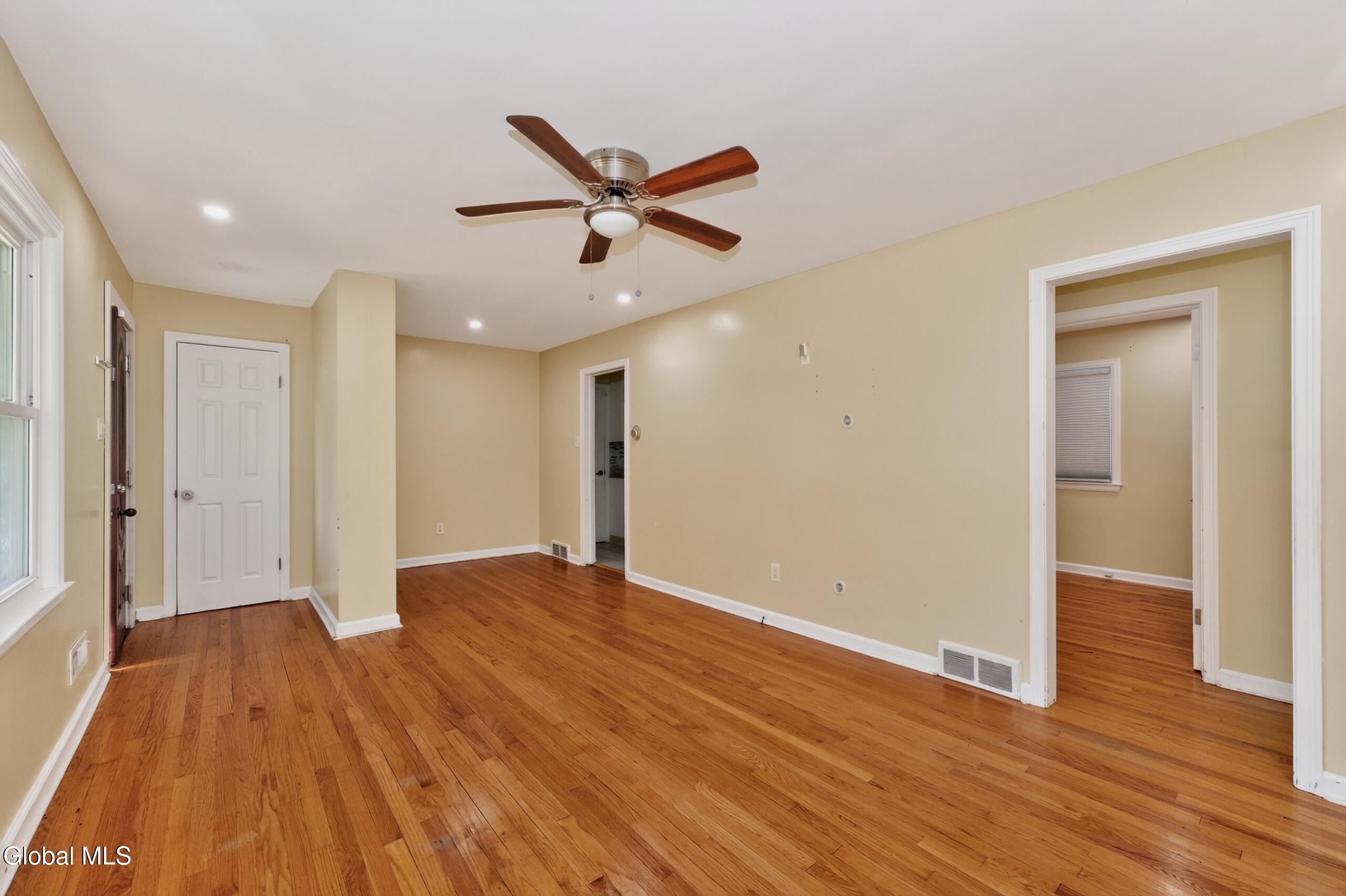 127 Park Avenue Schenectady NY 12304