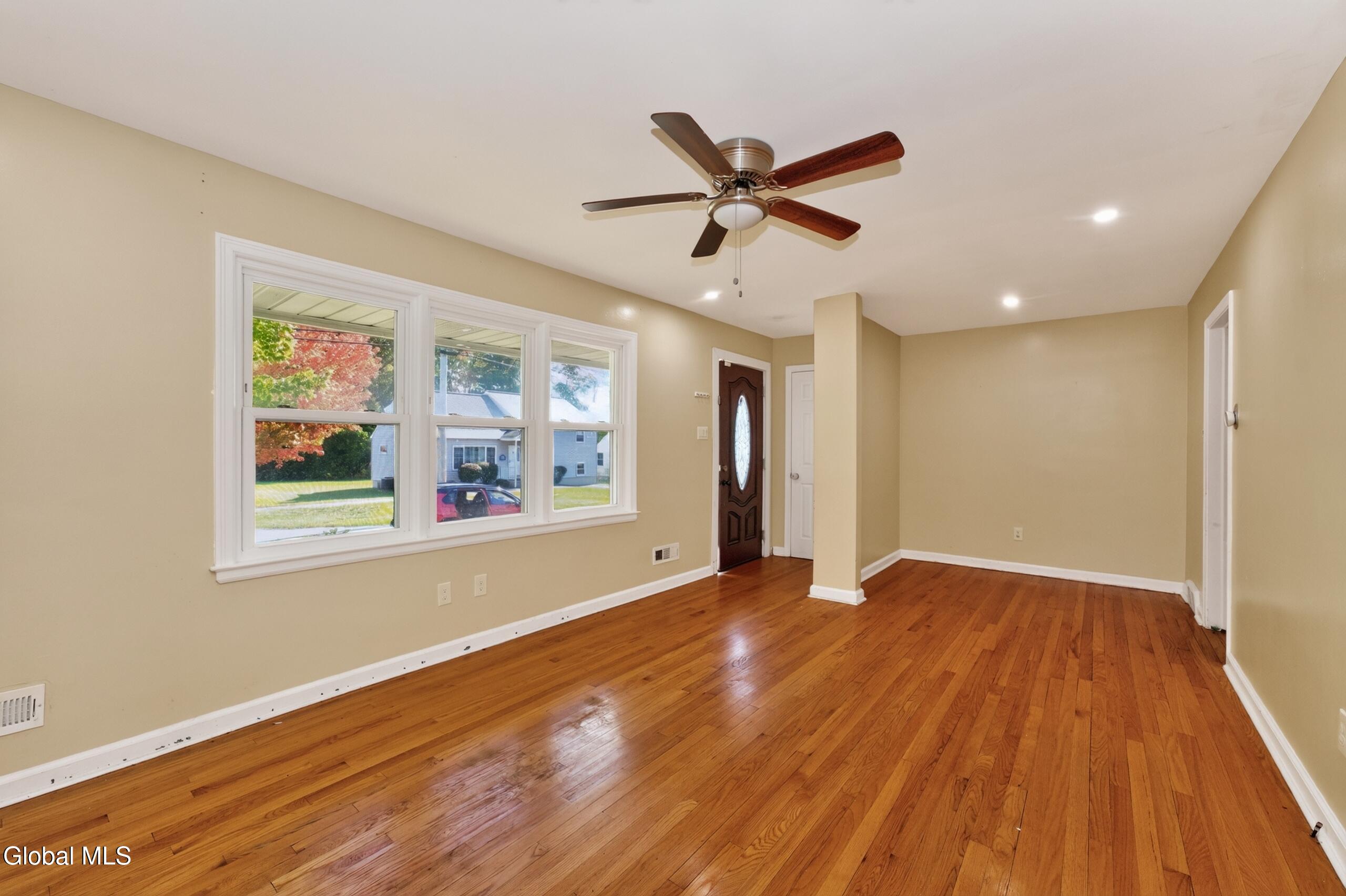 127 Park Avenue Schenectady NY 12304