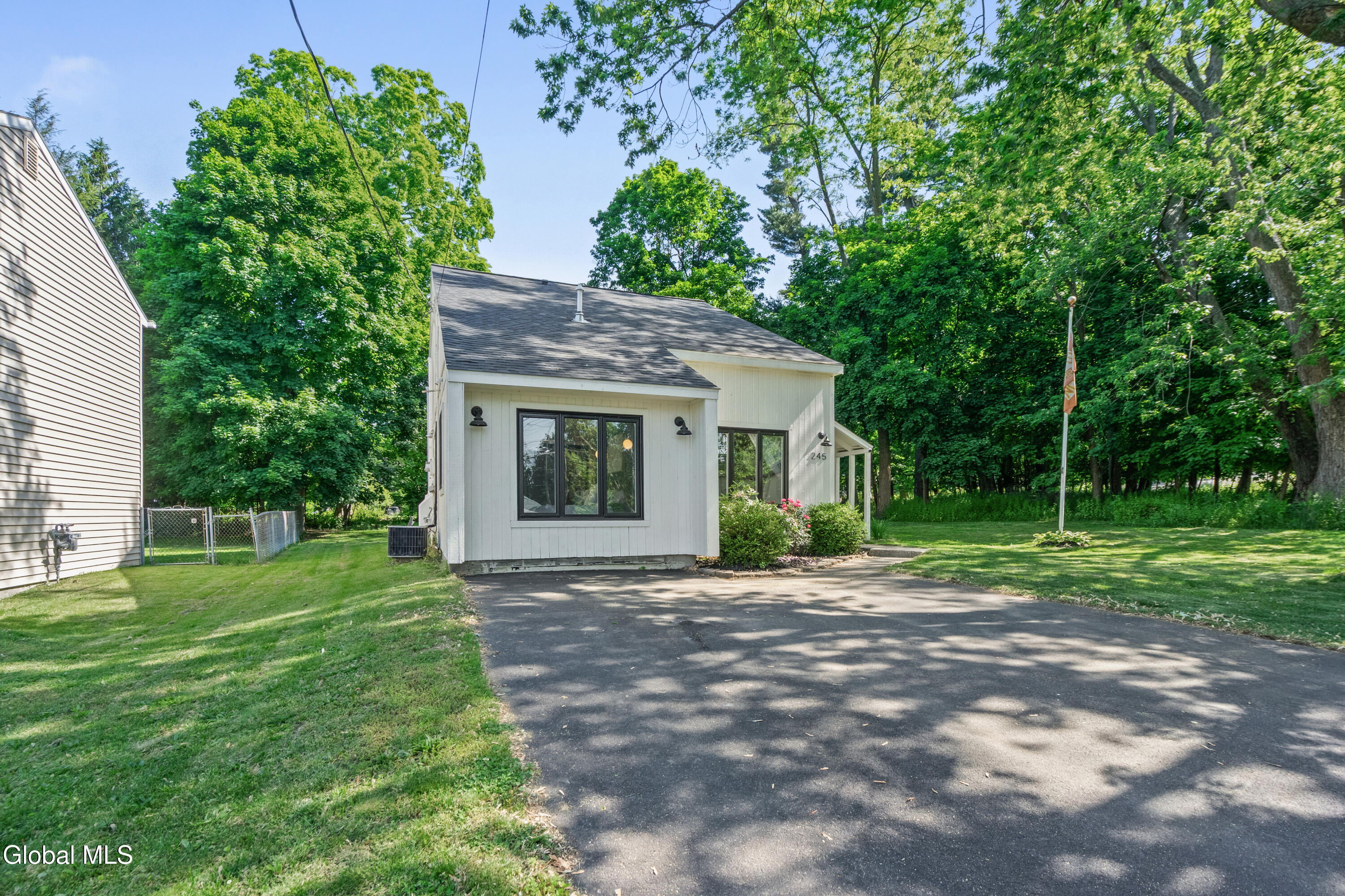 245 Hampton Avenue Rensselaer NY 12144