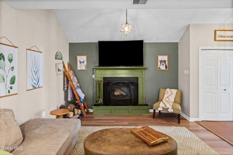 245 Hampton Avenue Rensselaer NY 12144