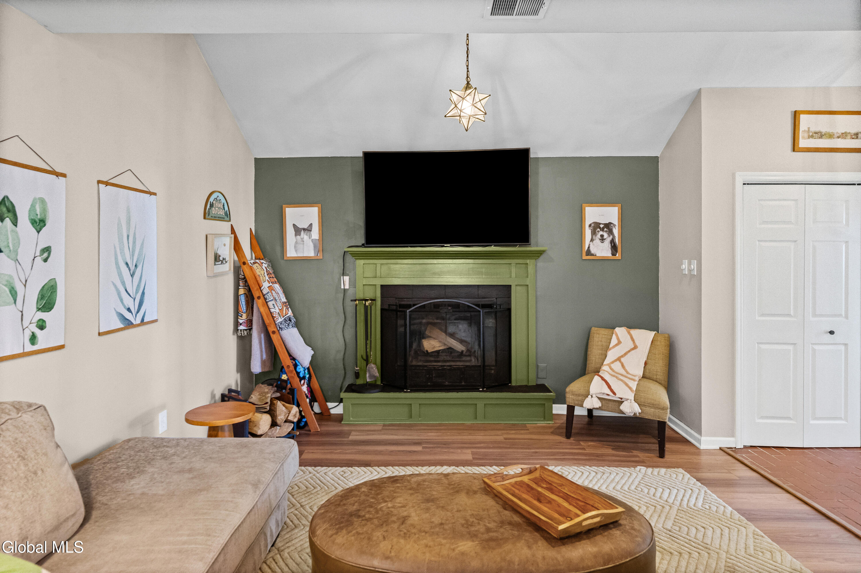 245 Hampton Avenue Rensselaer NY 12144