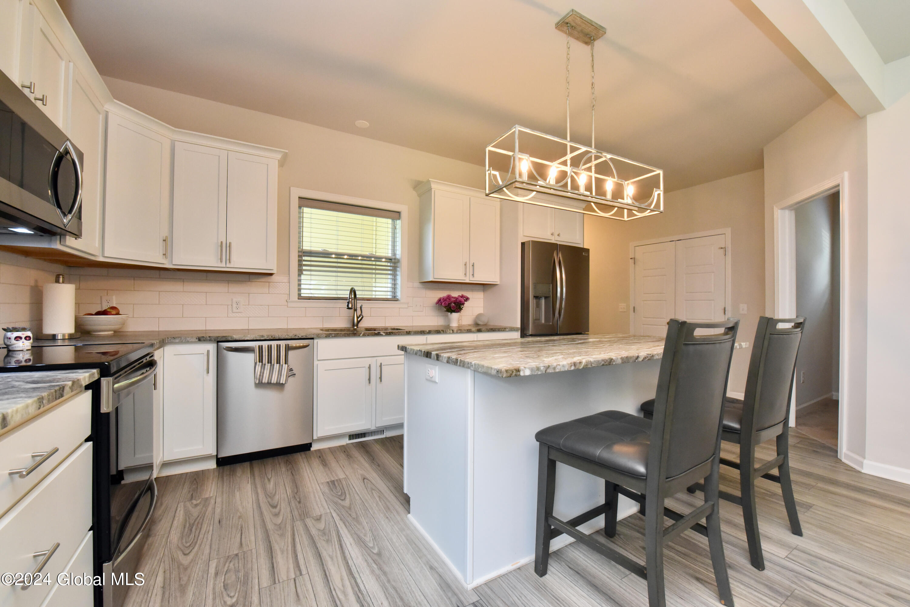 36 Vettura Court Malta NY 12020