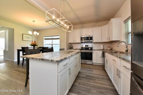 36 Vettura Court Malta NY 12020