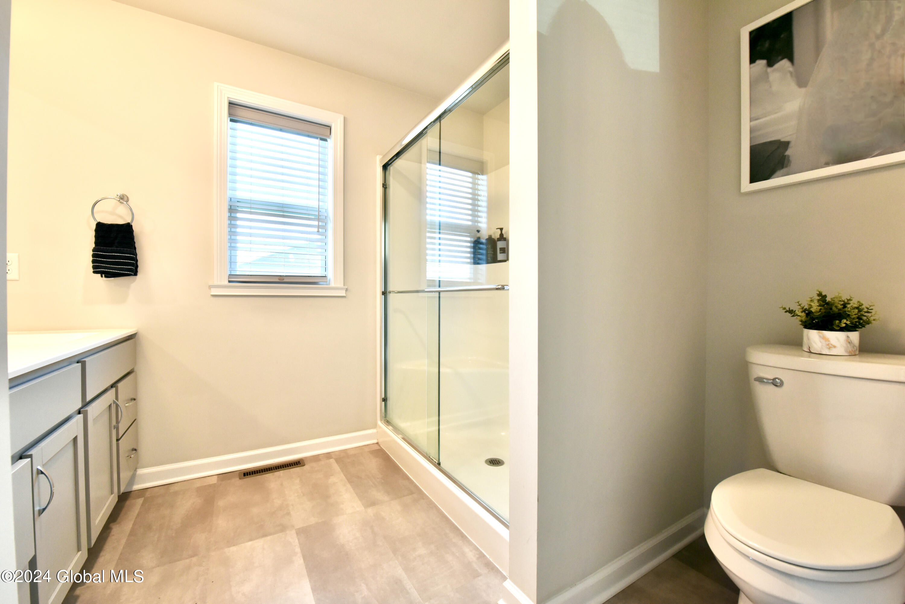 36 Vettura Court Malta NY 12020