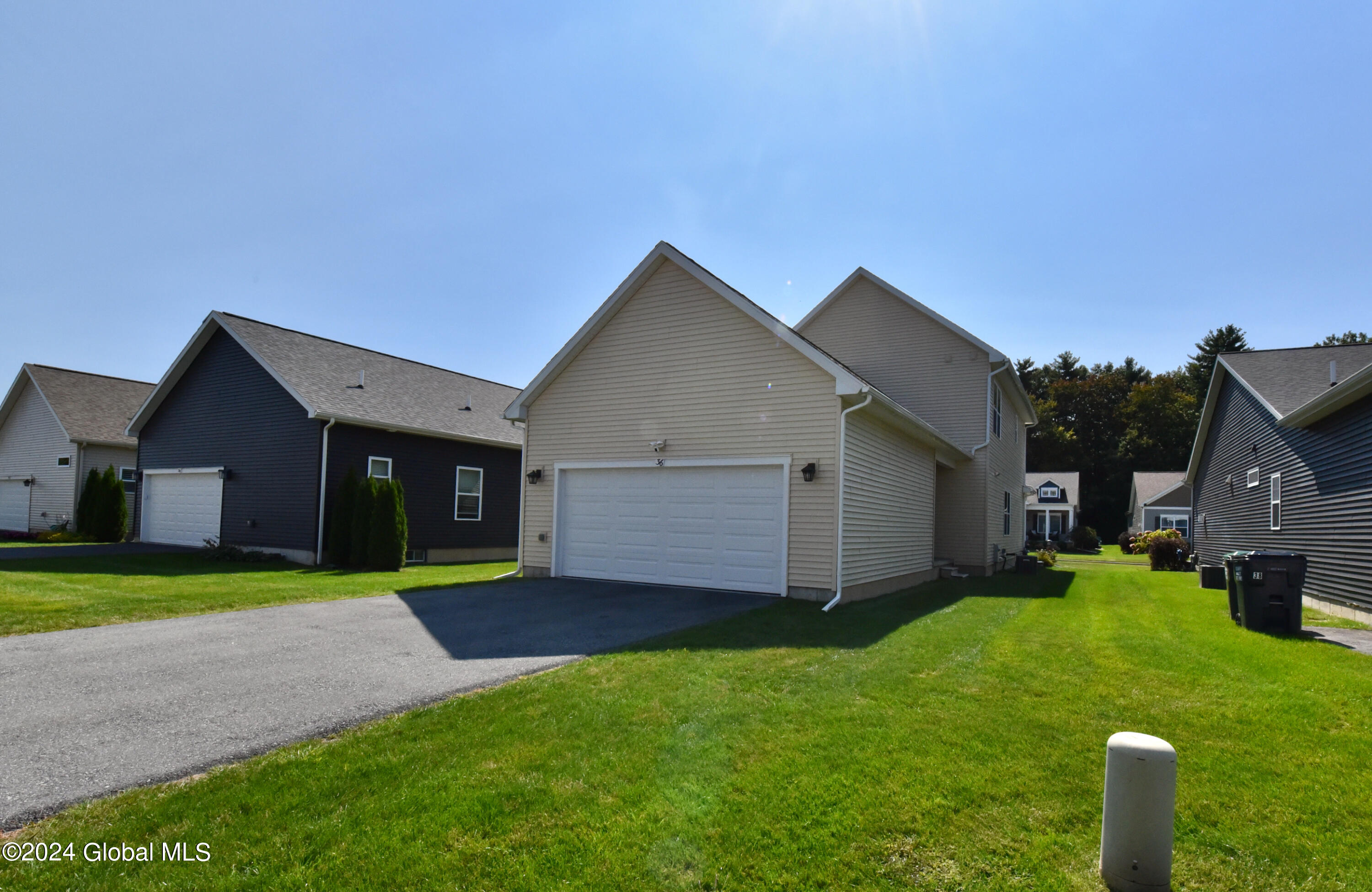 36 Vettura Court Malta NY 12020