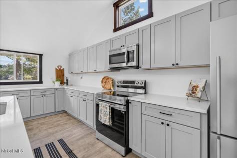 5 Old Bend Road Moreau NY 12828