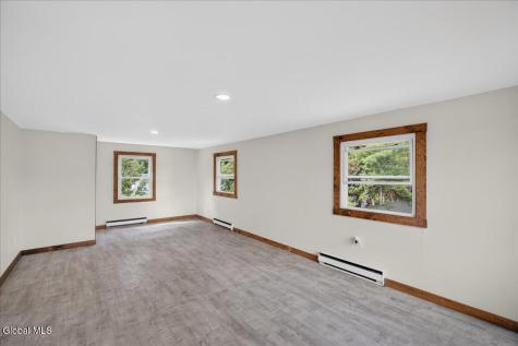 5 Old Bend Road Moreau NY 12828