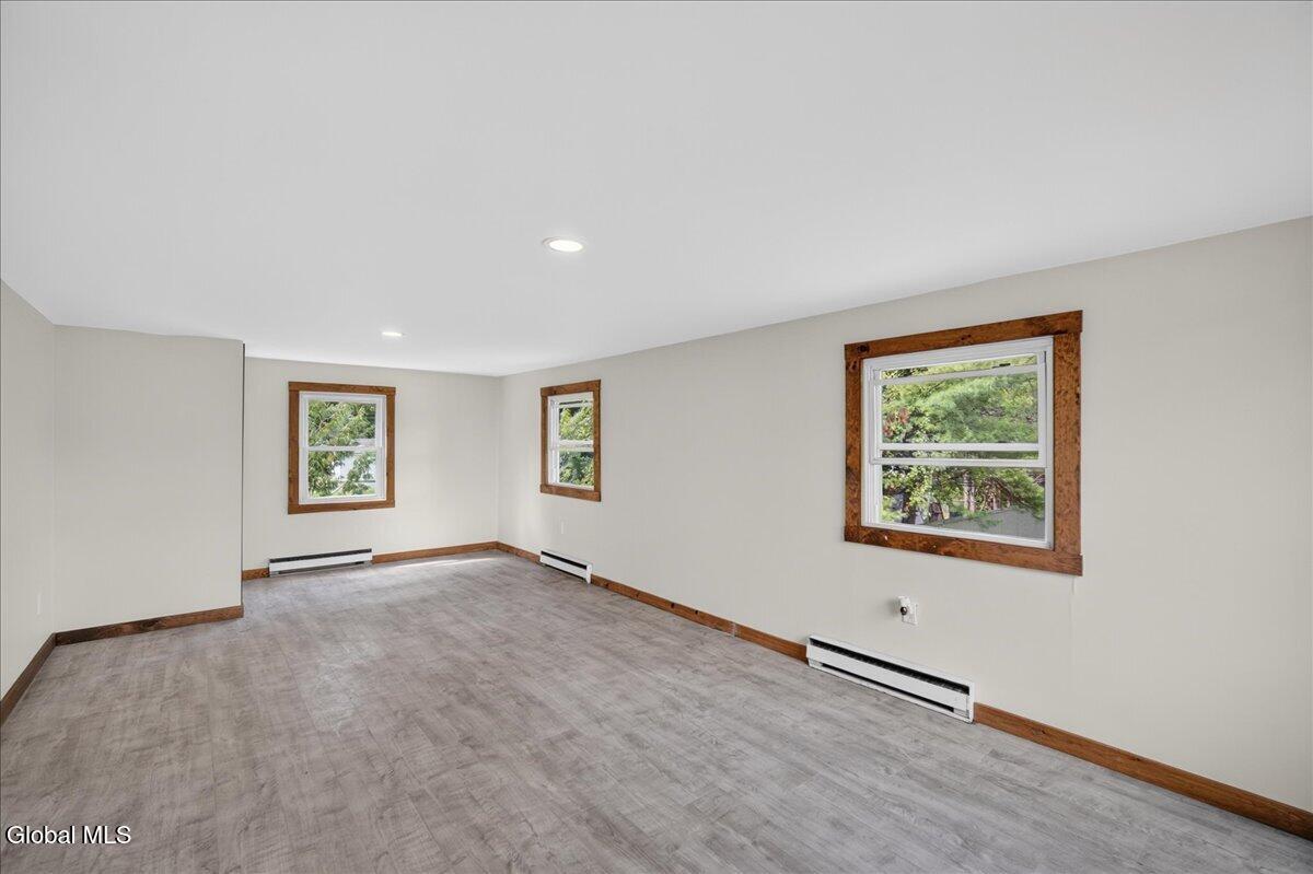 5 Old Bend Road Moreau NY 12828