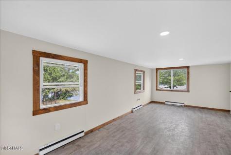 5 Old Bend Road Moreau NY 12828