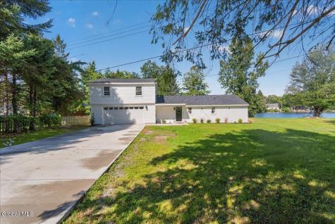 5 Old Bend Road Moreau NY 12828