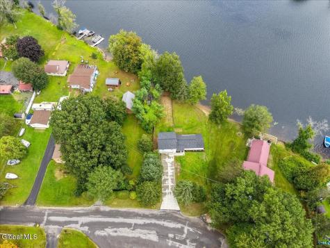 5 Old Bend Road Moreau NY 12828