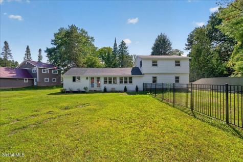5 Old Bend Road Moreau NY 12828