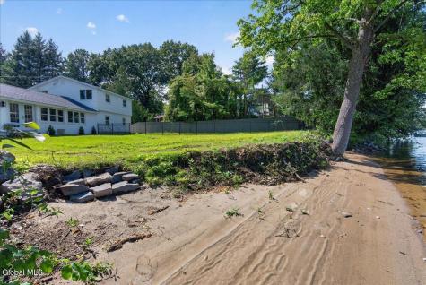 5 Old Bend Road Moreau NY 12828
