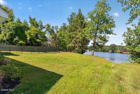 5 Old Bend Road Moreau NY 12828