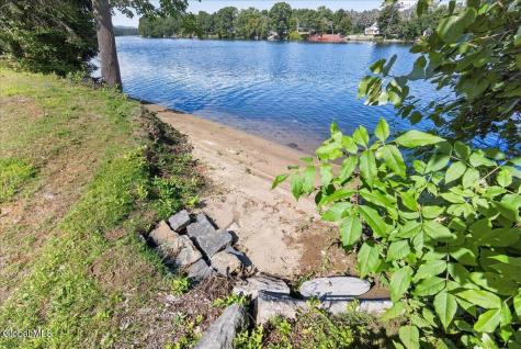 5 Old Bend Road Moreau NY 12828