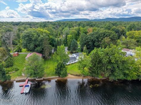 5 Old Bend Road Moreau NY 12828