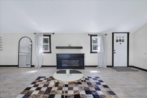5 Old Bend Road Moreau NY 12828