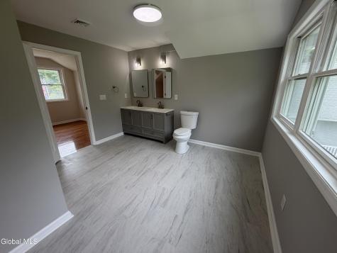 186 Van Rensselaer Boulevard Menands NY 12204