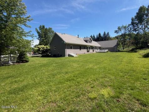 186 Van Rensselaer Boulevard Menands NY 12204