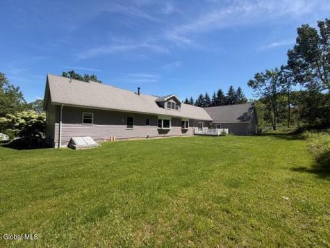 186 Van Rensselaer Boulevard Menands NY 12204