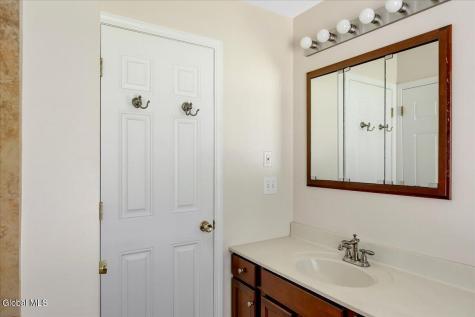 34 Darnley Greene Delmar NY 12054