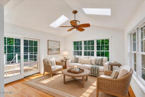 34 Darnley Greene Delmar NY 12054