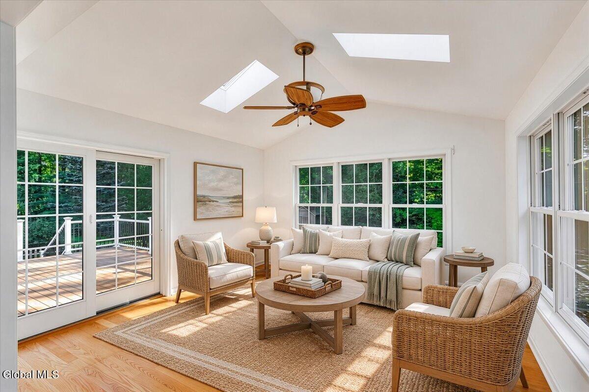 34 Darnley Greene Delmar NY 12054