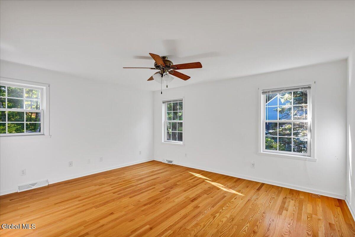 34 Darnley Greene Delmar NY 12054