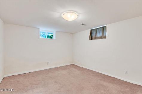 34 Darnley Greene Delmar NY 12054