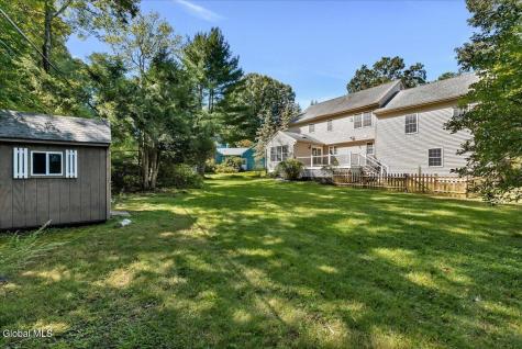 34 Darnley Greene Delmar NY 12054