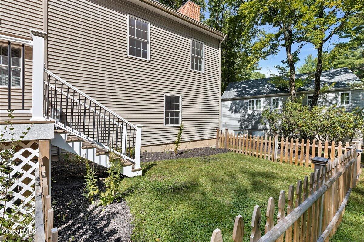 34 Darnley Greene Delmar NY 12054