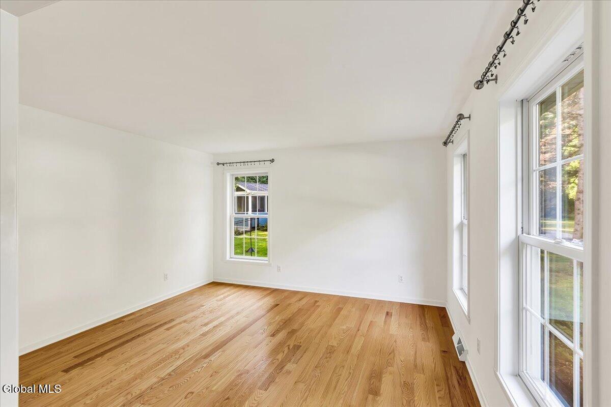 34 Darnley Greene Delmar NY 12054