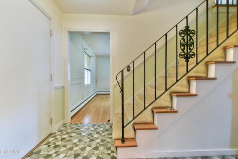 7 Southcrest Drive Clifton Park NY 12065