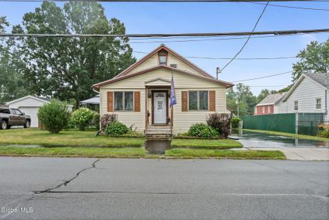 55 Cuthbert Street Scotia NY 12302
