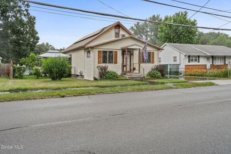 55 Cuthbert Street Scotia NY 12302