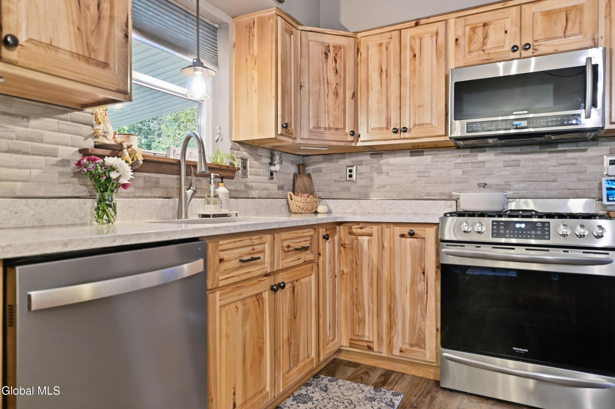 11 Colby Avenue Fultonville NY 12072