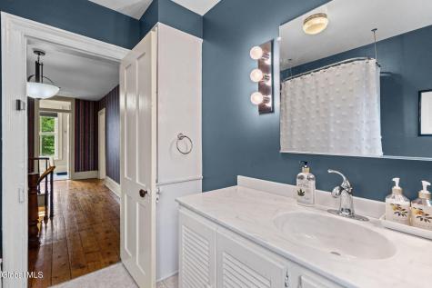 33 Front Street Schenectady NY 12305