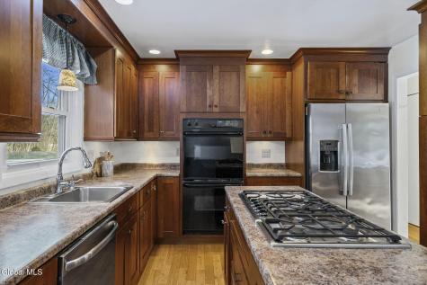 41 Sweet Brier Drive Ballston Lake NY 12019