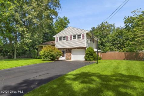 3 Street Anna Lane Glenville NY 12302