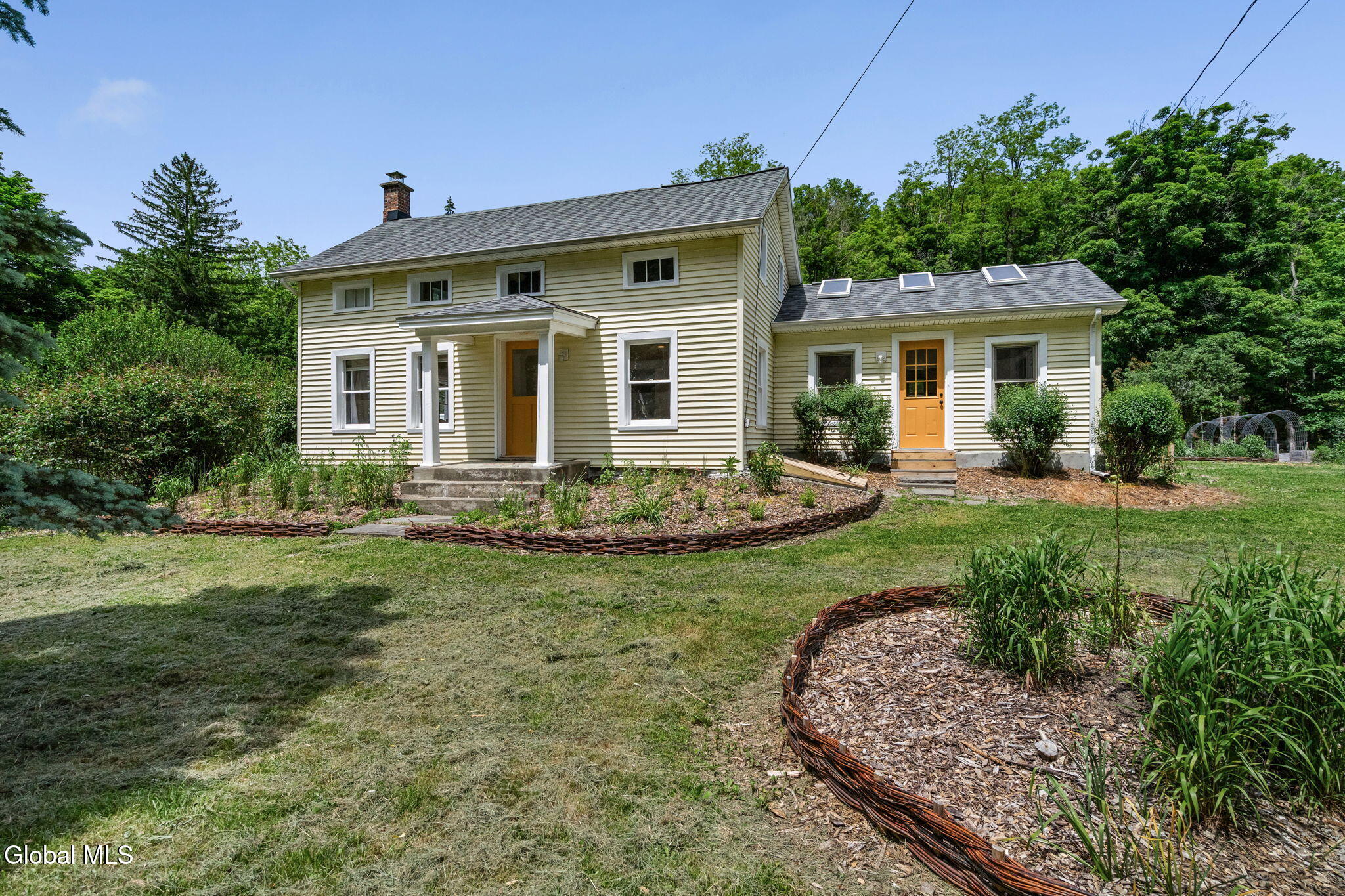 1166 Ny-143 Coeymans Hollow NY 12046