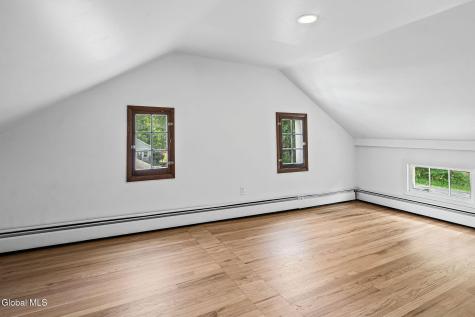 1166 Ny-143 Coeymans Hollow NY 12046