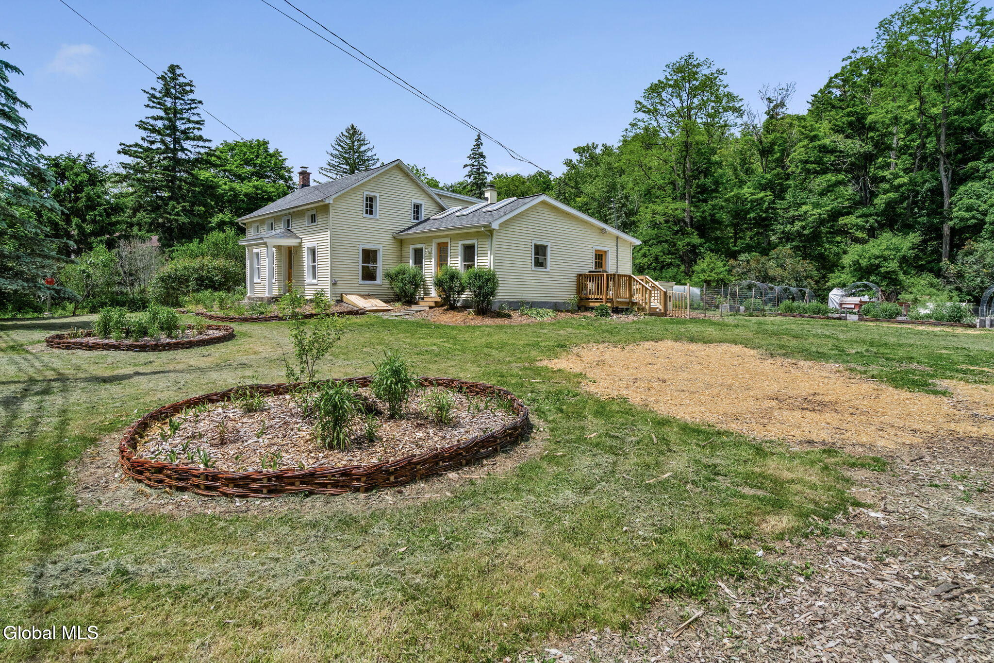 1166 Ny-143 Coeymans Hollow NY 12046