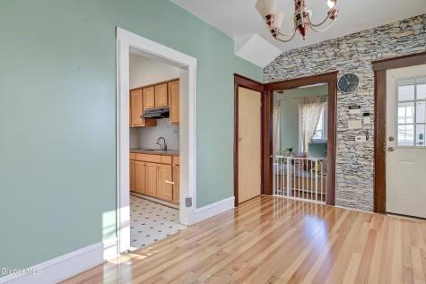 664 N Pearl Street Menands NY 12204