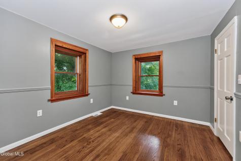 1135 Sacandaga Road Schenectady NY 12302