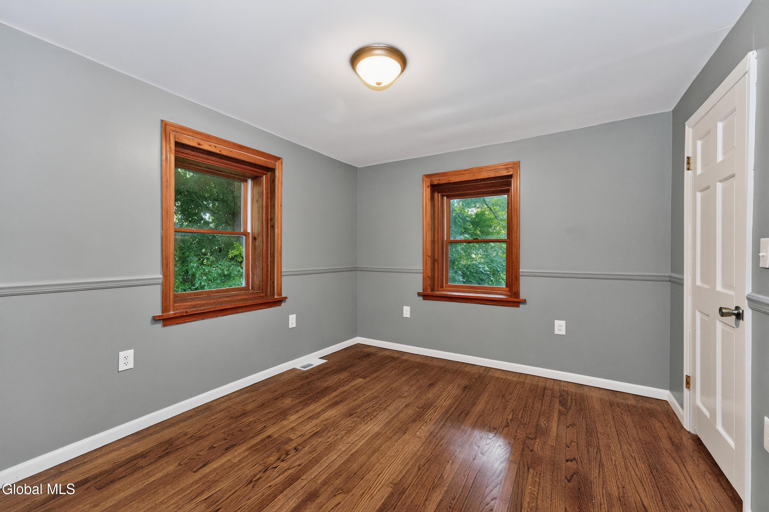 1135 Sacandaga Road Schenectady NY 12302
